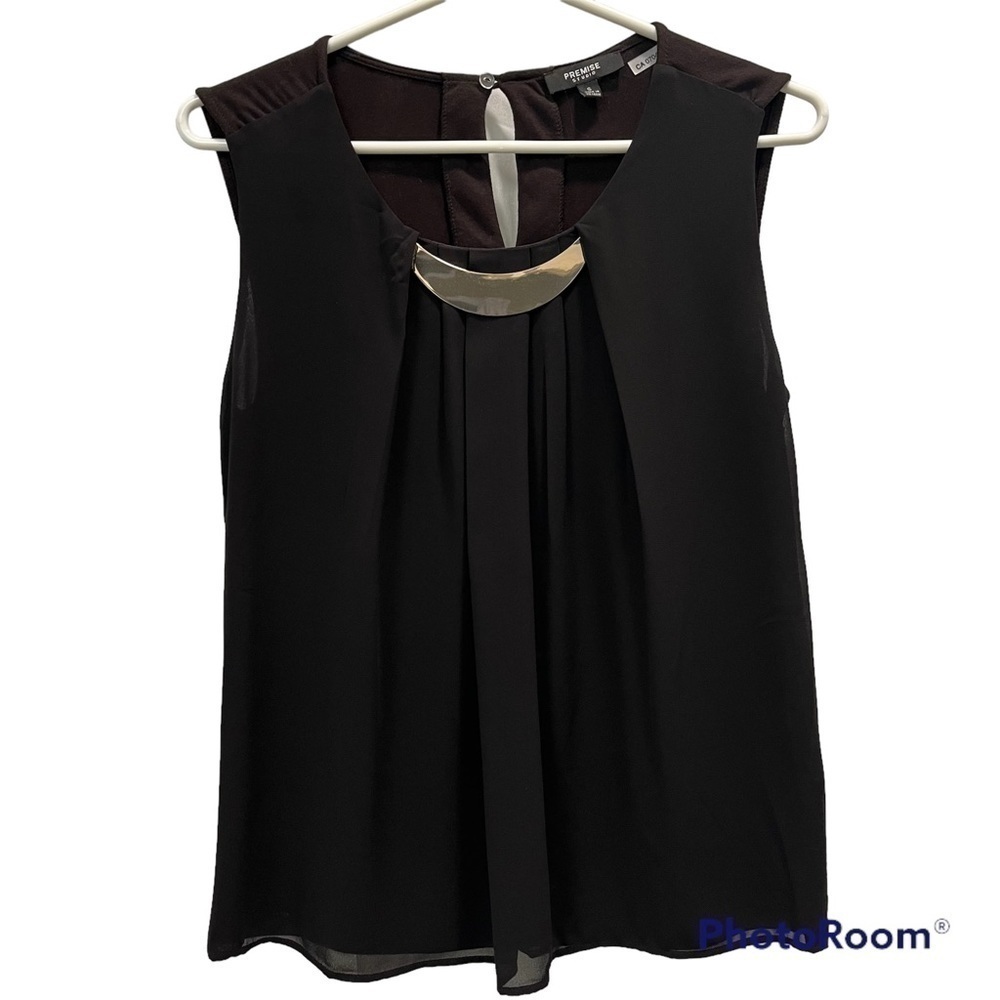 Black sleeveless flowy top size small